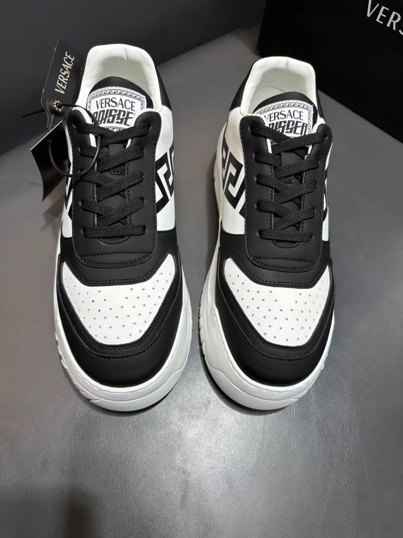 Givenchy Sneakers